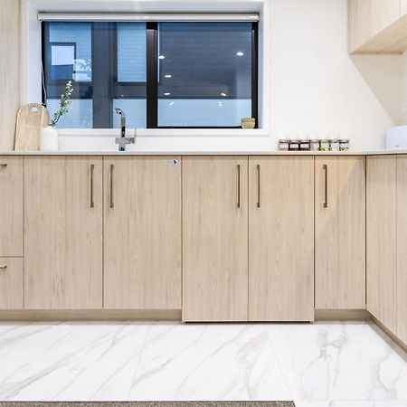 Apartament Urban Retreat: 2-Br Gem In Central Christchurch Zewnętrze zdjęcie